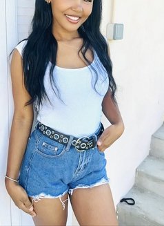 Fille Sexy - puta in Mauritius Photo 2 of 3