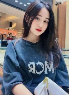 Fina - puta in Kuala Lumpur Photo 2 of 3