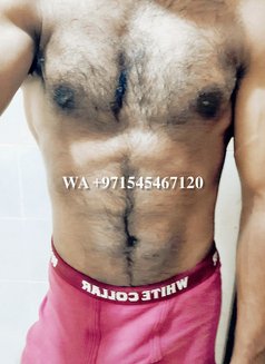 Fingering Escort John - Acompañantes masculino in Dubai Photo 4 of 14