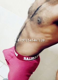 Fingering Escort John - Acompañantes masculino in Dubai Photo 7 of 14