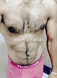 Fingering Escort John - Acompañantes masculino in Dubai Photo 8 of 14