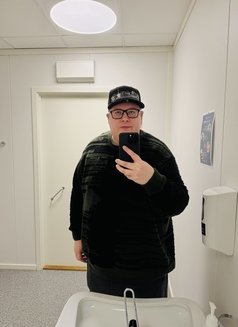 Finn Shirokuma - Male escort in Oslo Photo 2 of 5