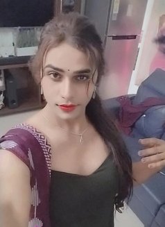 Fiona - Transsexual escort in Hyderabad Photo 2 of 7