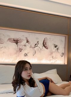 Fiona young and new in bali - escort in Bali Photo 1 of 6