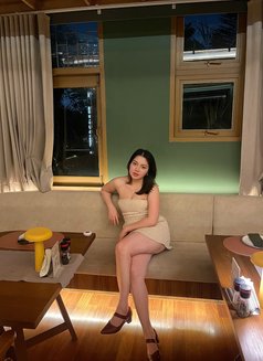 Fiona - puta in Jakarta Photo 2 of 6