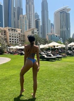 Fiona - escort in Dubai Photo 3 of 5