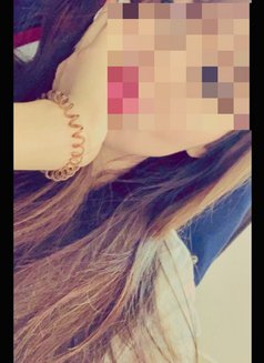 FiONi High Class Hot & Luxurious - puta in New Delhi Photo 13 of 17