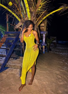 Fiora - escort in Lagos, Nigeria Photo 4 of 6