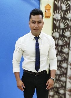 Firoz - Male escort in Muscat Photo 3 of 3