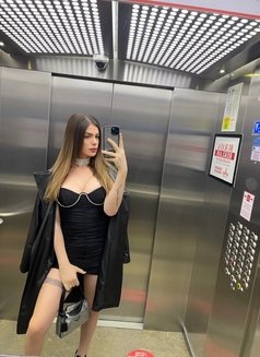 First Class Valeria - Acompañantes transexual in İstanbul Photo 16 of 30