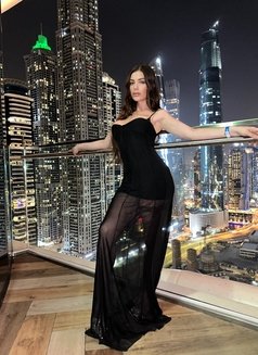 First Class Valeria - Transsexual escort in İstanbul Photo 20 of 30