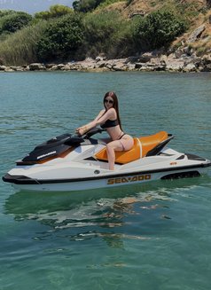 First Class Valeria - Transsexual escort in İstanbul Photo 3 of 28