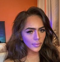 First timer? I would love to train you🤍 - Transsexual escort in Abu Dhabi