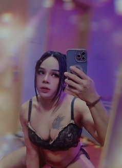 New⚜️LadyBoy⚜️[top & bottom] - Acompañantes transexual in Muscat Photo 14 of 17
