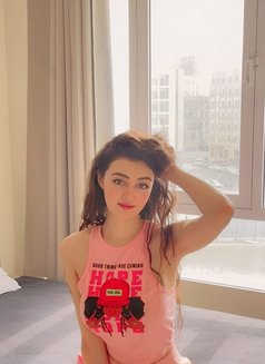 Firuzeh - escort in Muscat Photo 8 of 13