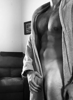 Fisal - Male escort in Riyadh Photo 1 of 5