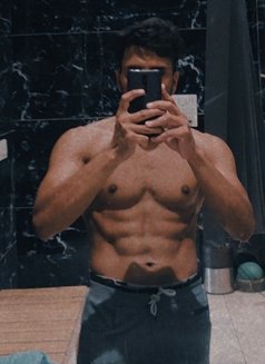 Fit Boy - Acompañantes masculino in Chandigarh Photo 1 of 5