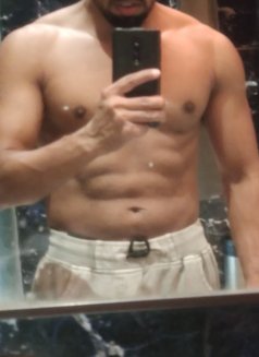 Fit Boy - Acompañantes masculino in Chandigarh Photo 2 of 5