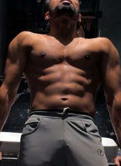 Fit Boy - Acompañantes masculino in Chandigarh Photo 4 of 5