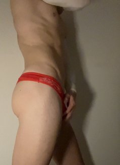 Fit & Horny Russian Sissy - Male escort in Dubai Photo 6 of 12