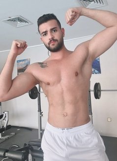 Fitness - Male escort in Kuwait Photo 2 of 4