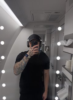 Fitness Model - Acompañantes masculino in Taipei Photo 5 of 5