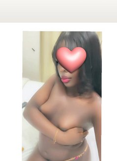 Fiyinnn - Acompañantes transexual in Ikeja Photo 1 of 2