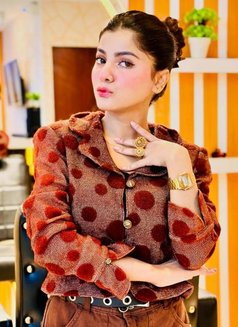 Fiza - escort in Dubai Photo 2 of 5