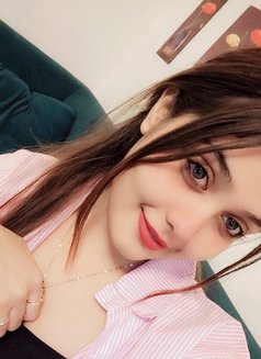 Fiza Khan - escort in New Delhi Photo 2 of 3