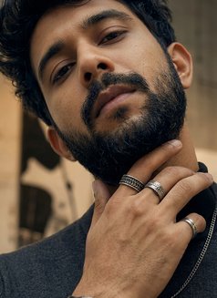 Fizo - Acompañantes masculino in Dubai Photo 1 of 4