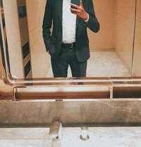 Fizzi Boy - Male escort in Colombo