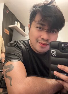 Flacko - Male escort in Manila Photo 10 of 10