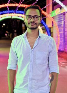 Flag - Male escort in Kolkata Photo 4 of 4
