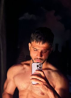 Flairboy - Acompañantes masculino in Doha Photo 1 of 3