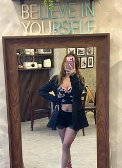 Flamara - classy & elegant - escort in Cebu City Photo 13 of 13