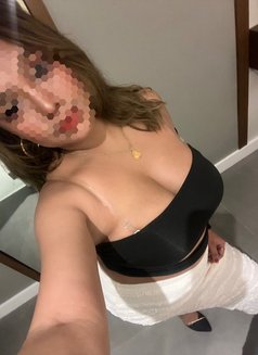 Flamara - escort in Cebu City Photo 4 of 13