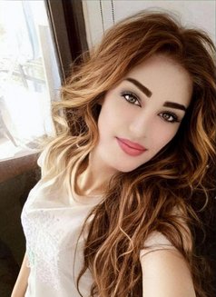 Flawery6 - escort in Beirut Photo 4 of 7