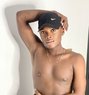 Flawless - Male companion in Abidjan Photo 1 of 2