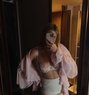 Fleur, German curvy & all natural GFE - escort in Dubai Photo 2 of 8
