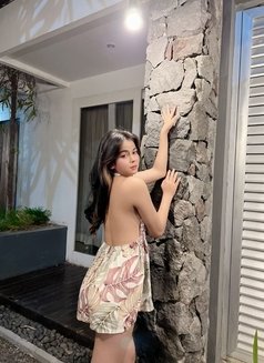 Flo Loli - puta in Bali Photo 3 of 5