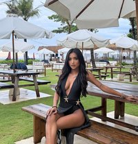 Flora - escort in Bali Photo 20 of 20