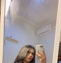 Flora - Transsexual escort in Bali