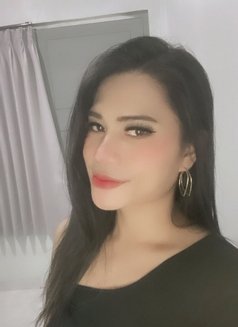 Flora - Transsexual escort in Bali Photo 10 of 30