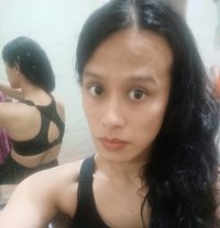 Florence Bee - Transsexual companion in New Delhi