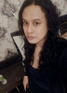 Florence Bee - Transsexual companion in New Delhi Photo 2 of 4
