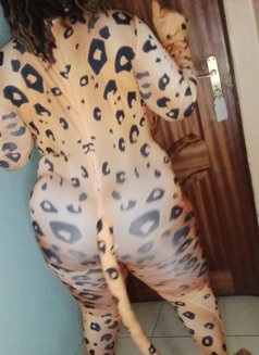 Giselle - escort in Nairobi Photo 2 of 7
