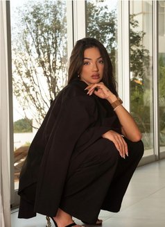 Florentina - escort in Phuket Photo 18 of 30