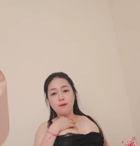 Floria - escort in Singapore