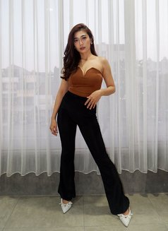 Floryn - puta in Jakarta Photo 13 of 22