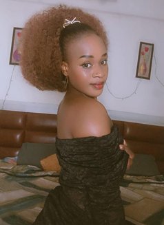 Flower - escort in Noida Photo 2 of 5